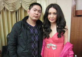 广州摩登7官网与明星合影